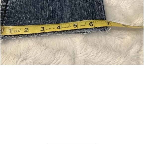 Antique Rivet Women’s Raw Hem Embellished Jeans Size 28 - Picture 9 of 15